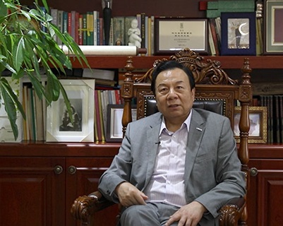 全國(guó)人大代表李曉林:建立長(zhǎng)效機(jī)制，利用電商實(shí)現(xiàn)精準(zhǔn)脫貧