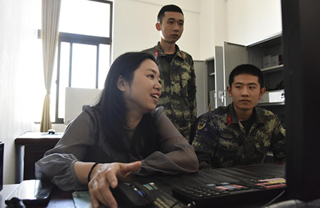 軍嫂鄭如:雖苦不怕，是我對愛的承諾