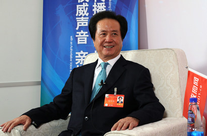全國(guó)政協(xié)委員陳經(jīng)緯做客新華網(wǎng)、中國(guó)政府網(wǎng)兩會(huì)訪談