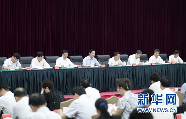 7月12日，中共中央政治局委員、中央書記處書記、中宣部部長劉奇葆在北京出席全國出版工作會(huì)議。 新華社記者 丁海濤 攝