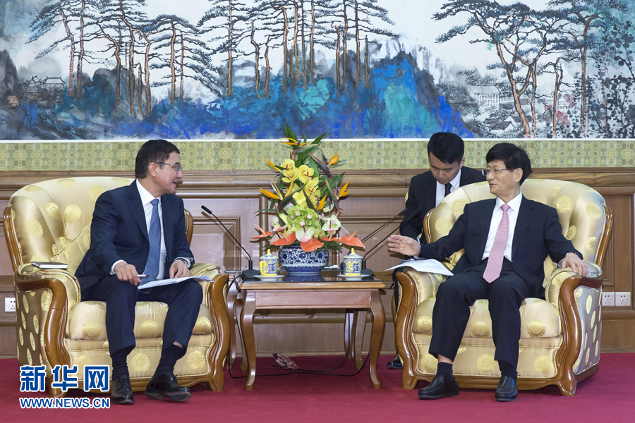 7月19日，中共中央政治局委員、中央政法委書記孟建柱在北京會(huì)見烏茲別克斯坦副總理庫奇卡羅夫。 新華社記者崔新鈺攝