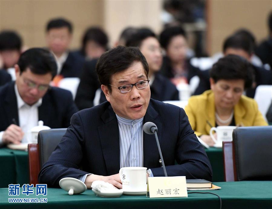 （兩會(huì)·快語(yǔ)錄）趙麗宏委員：要有中國(guó)精神，要有文化自信