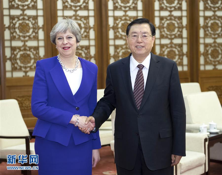 2月1日，全國人大常委會委員長張德江在北京人民大會堂會見英國首相特雷莎·梅。新華社記者 李濤 攝
