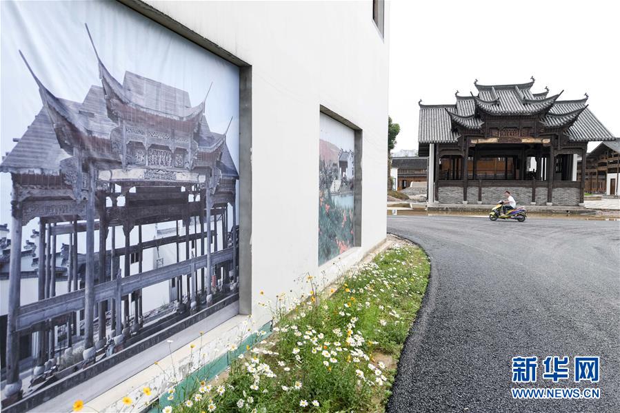 （新華全媒頭條·搶救古民居·圖文互動(dòng)）（5）當(dāng)古民居遇上城鎮(zhèn)化，如何留住鄉(xiāng)愁？