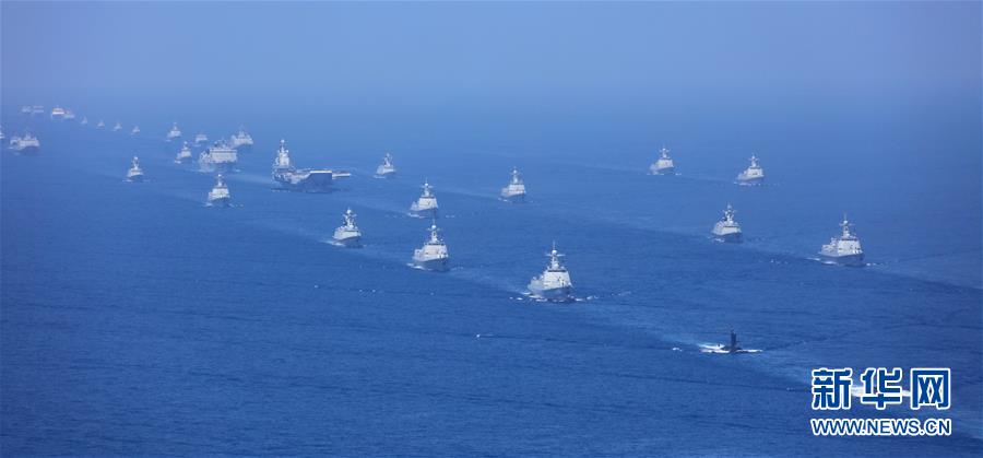 （新華全媒頭條·強軍思想引領(lǐng)新征程·圖文互動）（9）那一刻，我們光榮接受檢閱