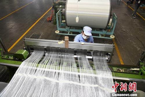 資料圖：玻璃纖維生產(chǎn)廠(chǎng)。<a target='_blank' ><p  align=