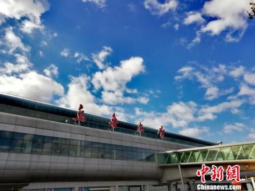 資料圖：烏魯木齊國(guó)際機(jī)場(chǎng)。 新疆機(jī)場(chǎng)集團(tuán)供圖