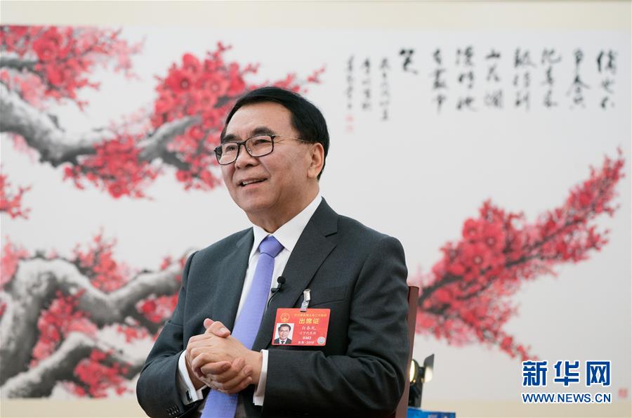 （兩會·圖文互動）（1）全國人大代表、中科院院長白春禮：打破關(guān)鍵核心技術(shù)“瓶頸”