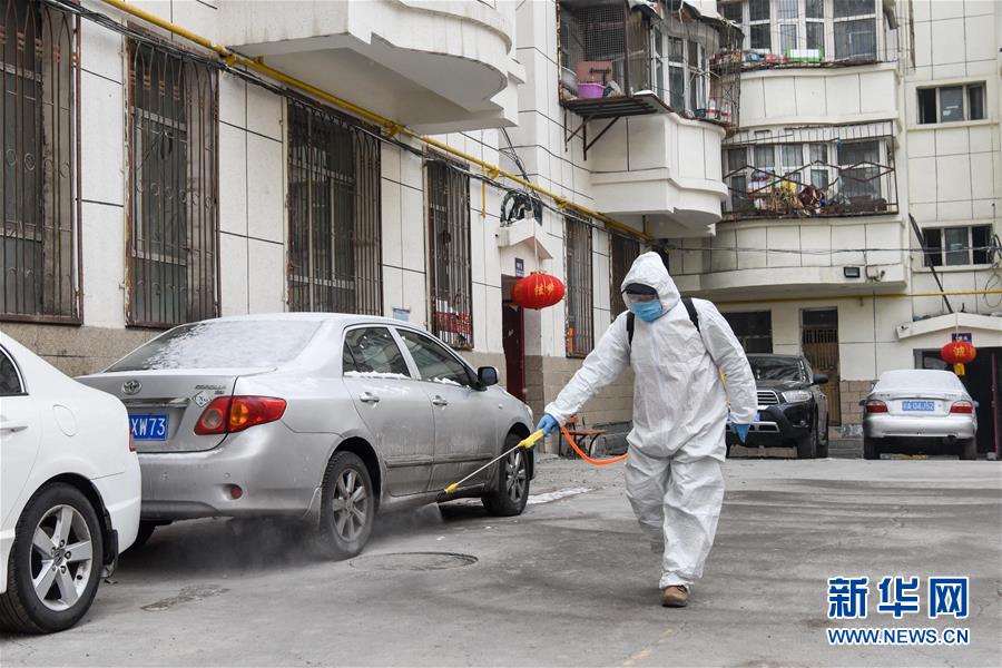 （聚焦疫情防控·圖文互動）（3）“我們多跑跑，居民更安全”——直擊新疆基層社區(qū)疫情防控