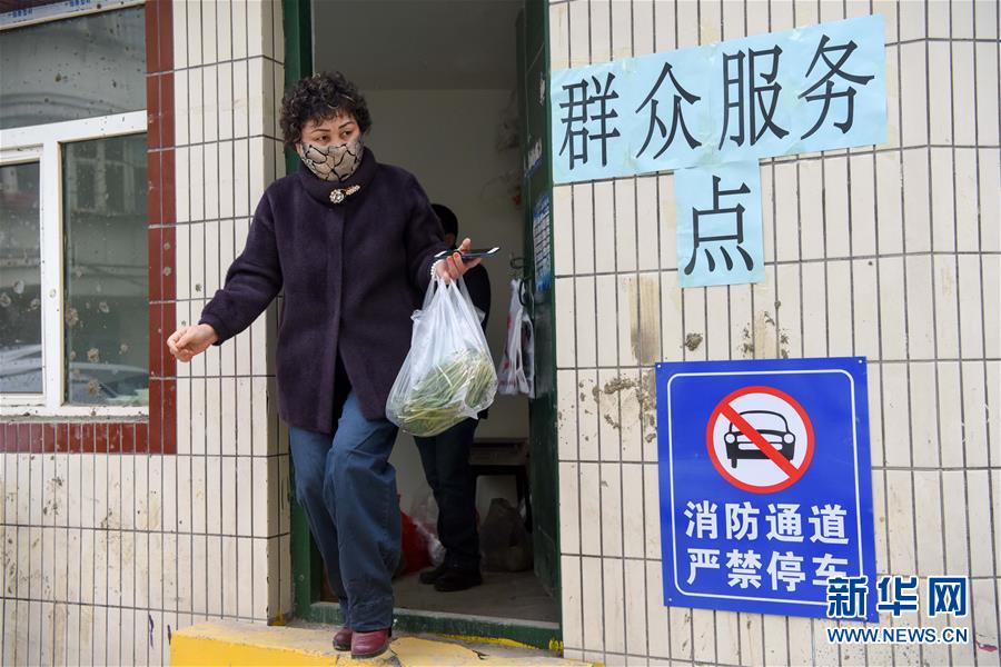 （聚焦疫情防控·圖文互動）（5）“我們多跑跑，居民更安全”——直擊新疆基層社區(qū)疫情防控