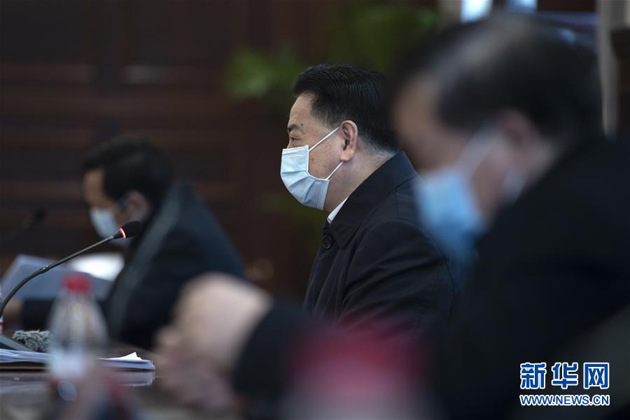 （聚焦疫情防控·圖文互動(dòng)）（4）急防控所急，沖鋒勇向前——華中科技大學(xué)以科研攻關(guān)推動(dòng)疫情防控救治觀察