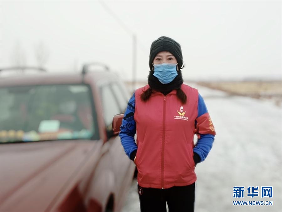 （在習(xí)近平新時(shí)代中國特色社會主義思想指引下——新時(shí)代新作為新篇章·習(xí)近平總書記關(guān)切事·圖文互動(dòng)）（6）口罩擋不住你的美——戰(zhàn)“疫”一線巾幗掠影
