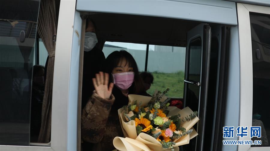 （新華全媒頭條·習(xí)近平致敬的戰(zhàn)“疫”英雄·武漢人民篇·圖文互動(dòng)）（3）壯哉，大武漢——獻(xiàn)給英雄的武漢人民