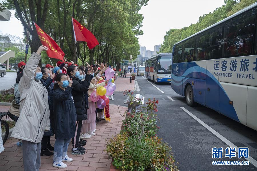 （新華全媒頭條·圖文互動）（5）上下同心，守望相助——中國抗疫眾志成城的生動實(shí)踐