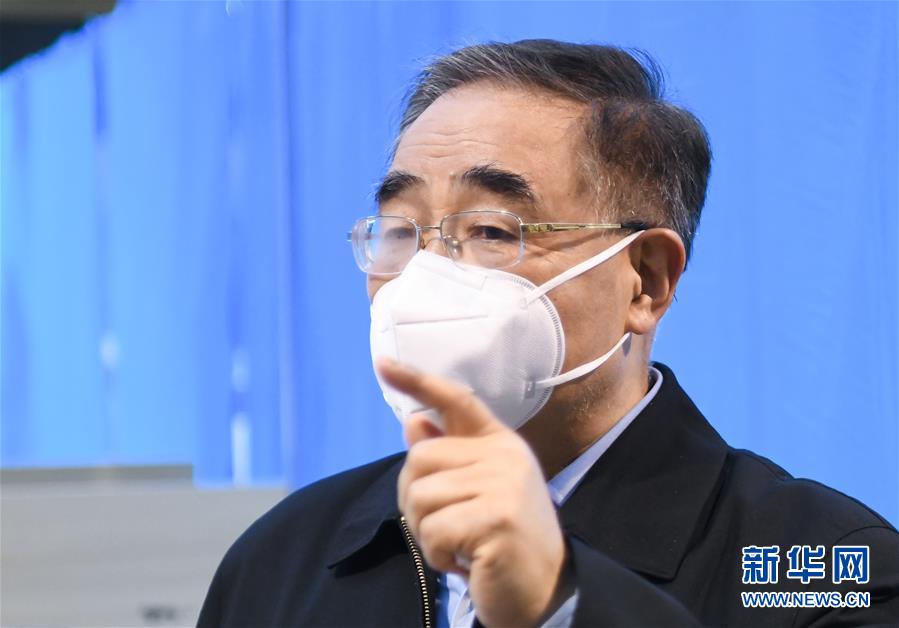 （聚焦疫情防控·圖文互動）（7）分秒必爭！一切為了治病救人——中國抗疫生命至上的生動實踐
