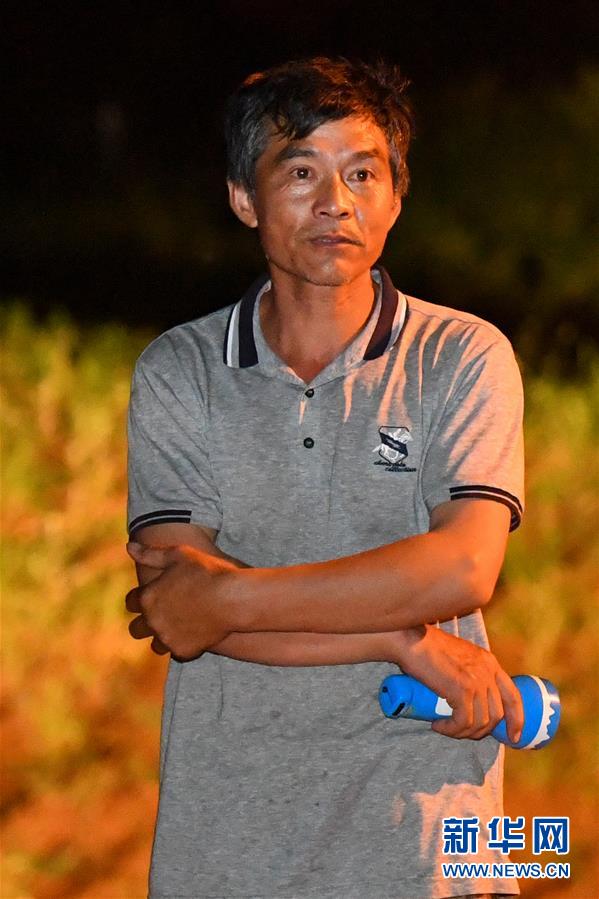 （防汛抗洪·圖文互動）（3）“保衛(wèi)家園，誰都不能是旁觀者”——夜訪洞庭湖大堤防汛一線