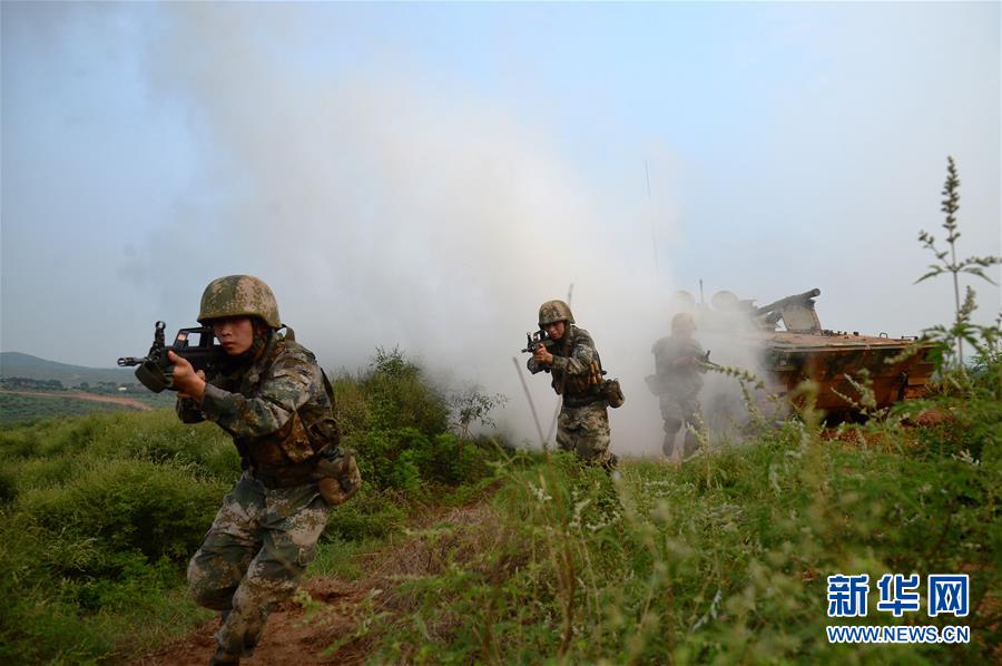 （在習(xí)近平強(qiáng)軍思想指引下·我們在戰(zhàn)位報(bào)告·圖文互動(dòng)）（3）數(shù)字化勁旅的“士兵突擊”——陸軍第82集團(tuán)軍某部牢記囑托練兵備戰(zhàn)記事