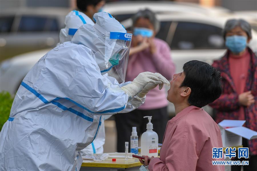 （新華全媒頭條·兩會精神看落實·圖文互動）（5）整體謀劃、系統(tǒng)升級、全面提升——落實全國兩會精神織牢織密公共衛(wèi)生防護網