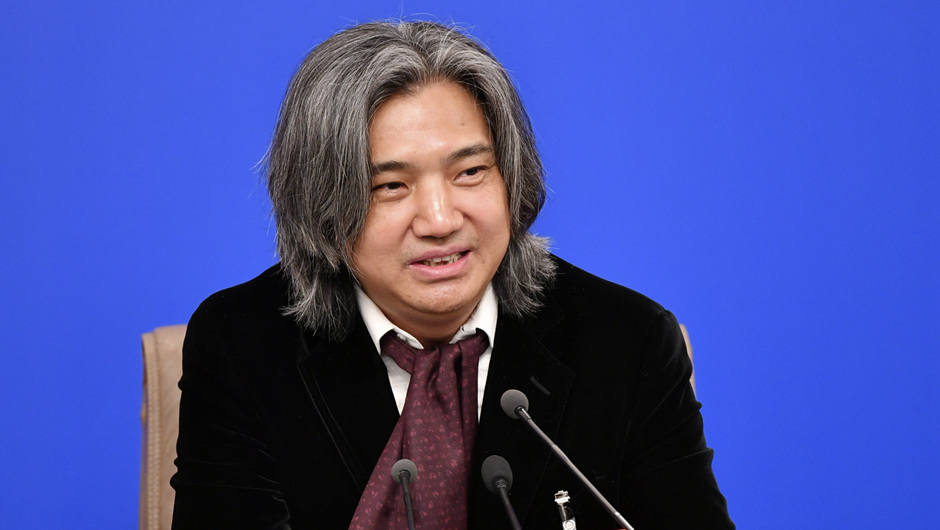 全國(guó)政協(xié)常委、文化文史和學(xué)習(xí)委員會(huì)委員，中國(guó)美術(shù)館館長(zhǎng)，中國(guó)美術(shù)家協(xié)會(huì)副主席 吳為山