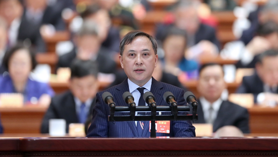 重慶醫(yī)科大學(xué)附屬第二醫(yī)院院長，重慶黨外知識分子聯(lián)誼會副會長 任紅