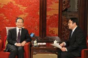 2009年12月27日 溫總理接受新華社記者專(zhuān)訪