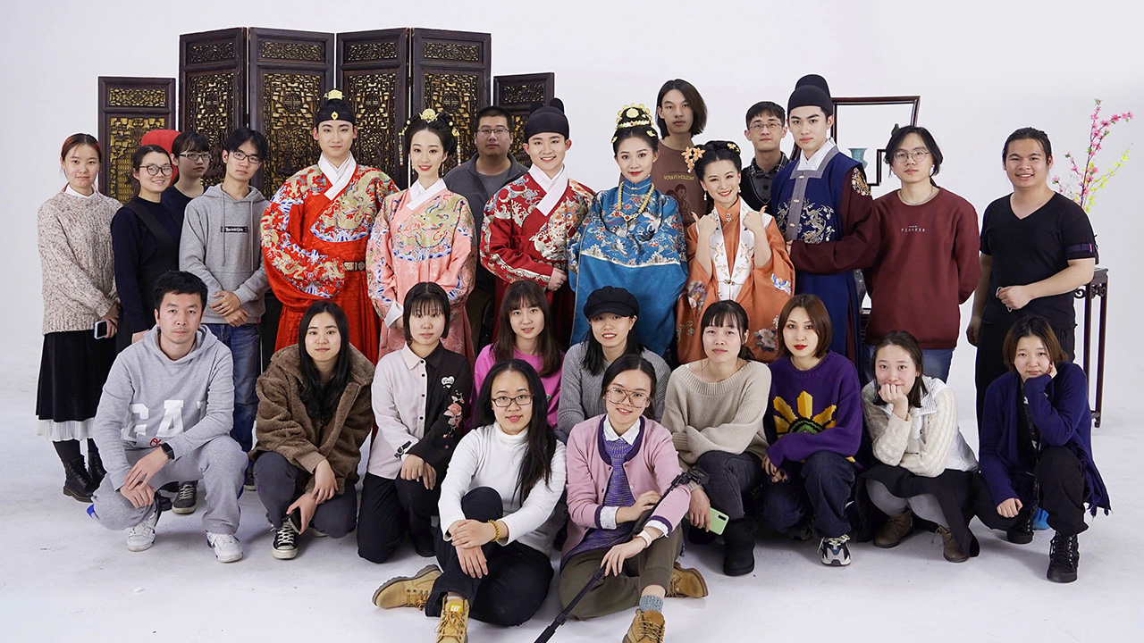 追夢中國人|維京：漢服春晚，一個講了十年的故事