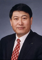 王振國(guó)：首屆“中國(guó)十大杰出青年“、北京振國(guó)腫瘤研究中心主任