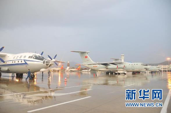 （搜尋馬航370航班·圖文互動(dòng)）（3）中國(guó)空軍3架運(yùn)輸機(jī)抵達(dá)馬來(lái)西亞 將展開海外搜救行動(dòng) 