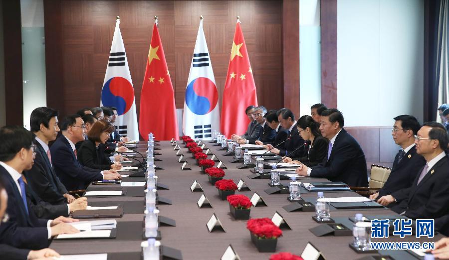 7月4日，國家主席習近平在首爾會見韓國總理鄭烘原。 新華社記者謝環(huán)馳攝 