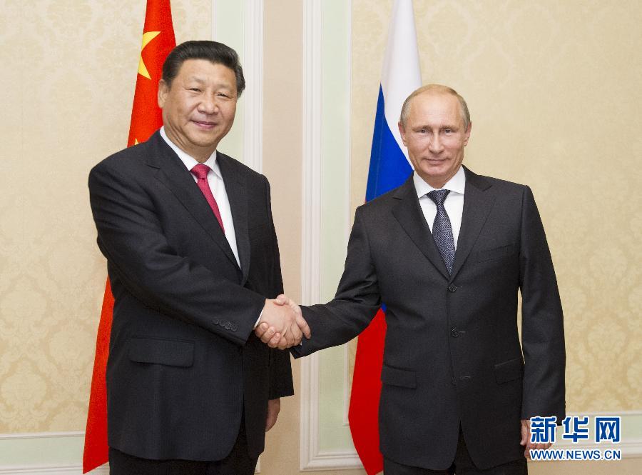 9月11日，中國國家主席習近平在塔吉克斯坦首都杜尚別會見俄羅斯總統(tǒng)普京。 新華社記者 黃敬文 攝 