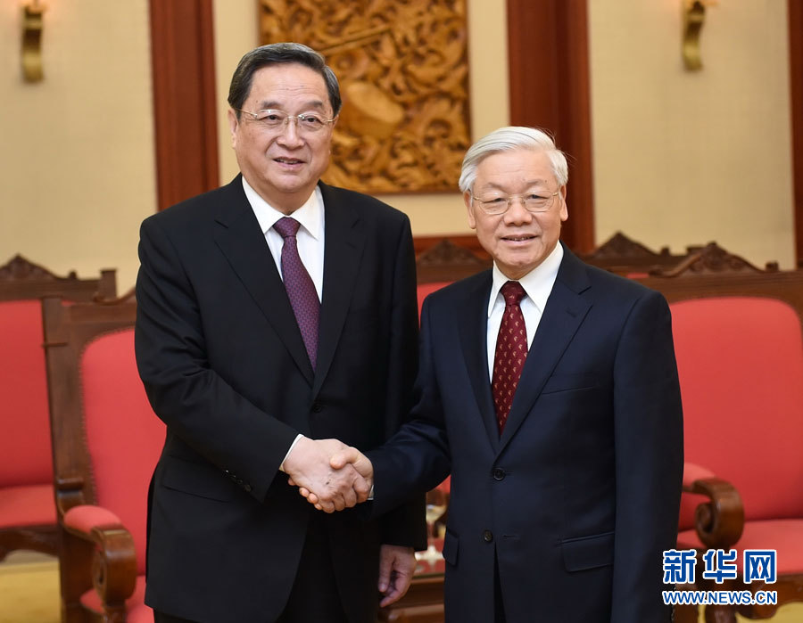 12月25日至27日，中共中央政治局常委、全國政協(xié)主席俞正聲對越南進(jìn)行正式訪問。這是12月26日，俞正聲在河內(nèi)會見越共中央總書記阮富仲。 新華社記者劉建生攝