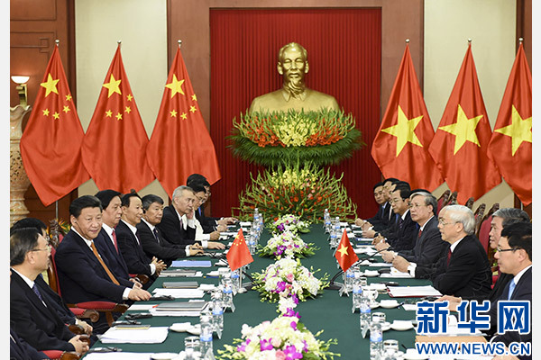 11月5日，中共中央總書記、國家主席習(xí)近平在河內(nèi)同越共中央總書記阮富仲舉行會(huì)談。 新華社記者李學(xué)仁攝