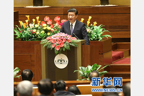 11月6日，中共中央總書記、國(guó)家主席習(xí)近平在越南國(guó)會(huì)發(fā)表題為《共同譜寫中越友好新篇章》的重要演講。 新華社記者 龐興雷 攝